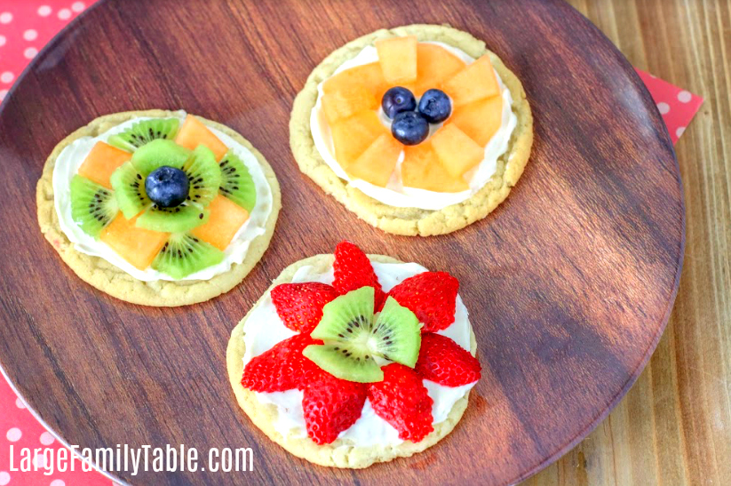 summer fruit cookie pizzas