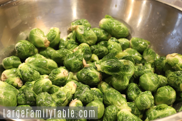 Lemon Pepper Drumsticks with Brussel Sprouts Sheet Pan Dinner