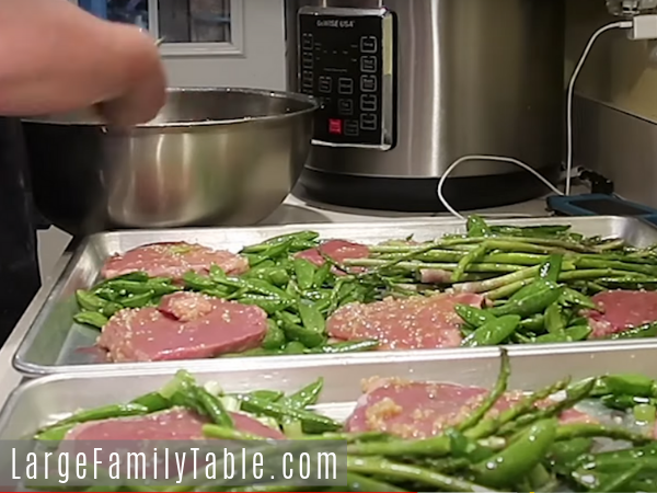 garlic steak & veggies sheet pan dinner