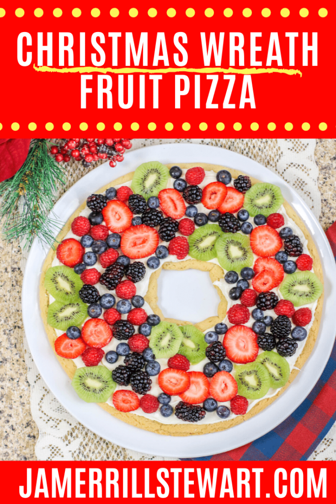 christmas wreath fruit pizza