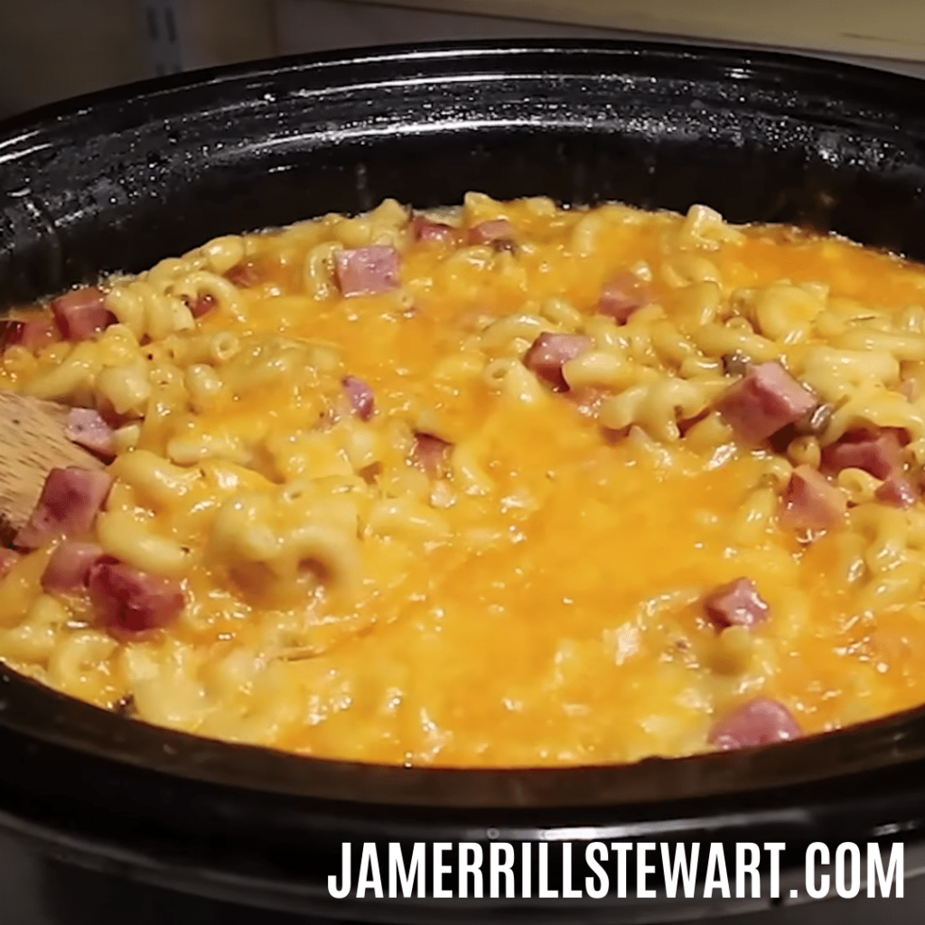 https://largefamilytable.com/wp-content/uploads/2019/11/CROCKPOT-HAM-MACARONI-AND-CHEESE--1024x1024.png