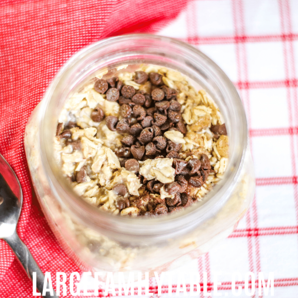 Peanut Butter Chocolate Chip Overnight Oats